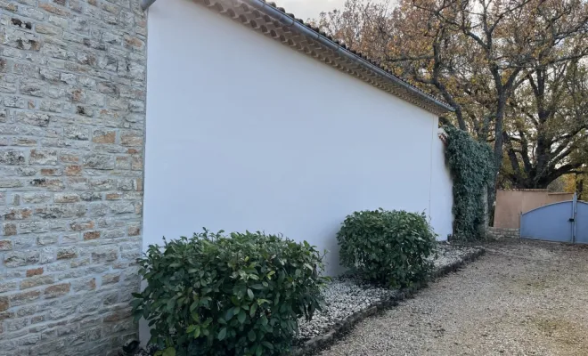 Rénovation de façade au Domaine de Conillières, Saint-Maximin-la-Sainte-Baume, Peinture Gameiro